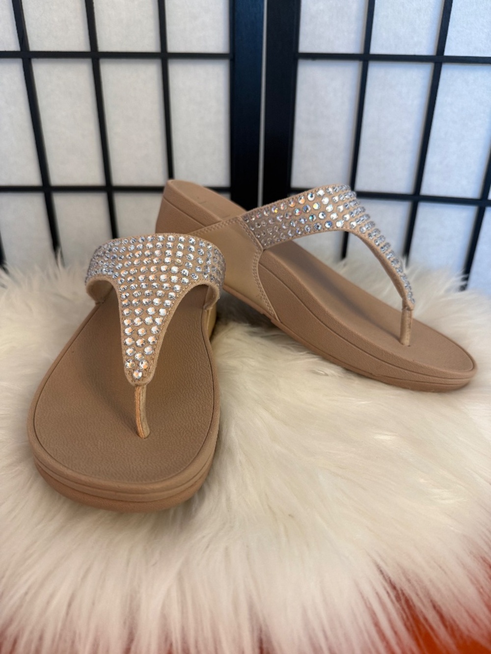 FitFlop Lulu Maxi-Crystal Toe-Post Sandals - Picture 2 of 5